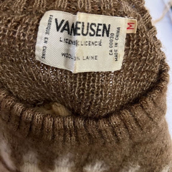 Beautiful pattern wool sweater - Picture 4 of 9